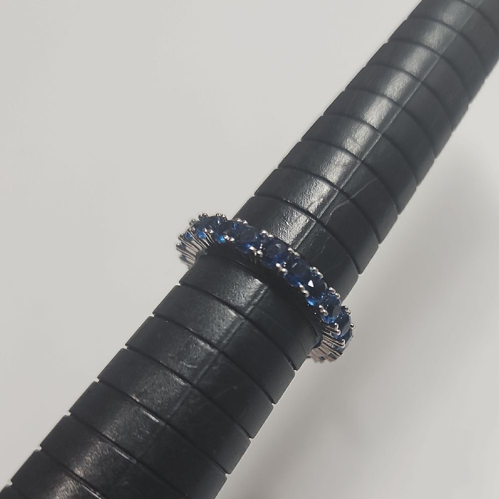 Elegant Blue Glass Gemstone Ring